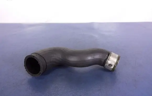 Audi A4 S4 B6 8E 8H Air intake hose/pipe