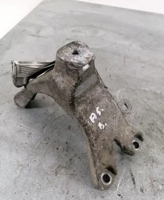 Audi A5 8T 8F Engine mounting bracket 8K0199308