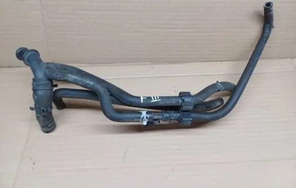 Skoda Fabia Mk3 (NJ) Engine coolant pipe/hose 5Q0121087H