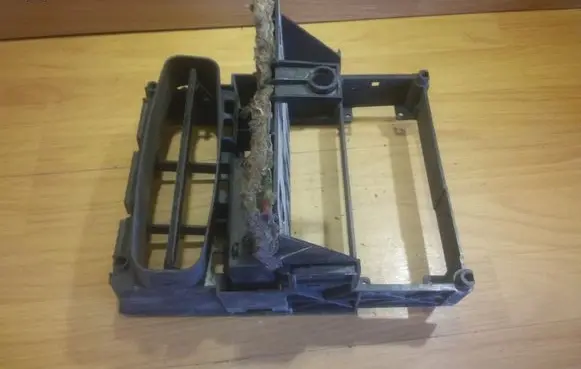 Radio/GPS head unit trim