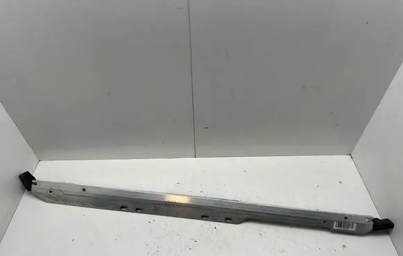 Volvo S90, V90 Radiator support slam panel bracket P31420046