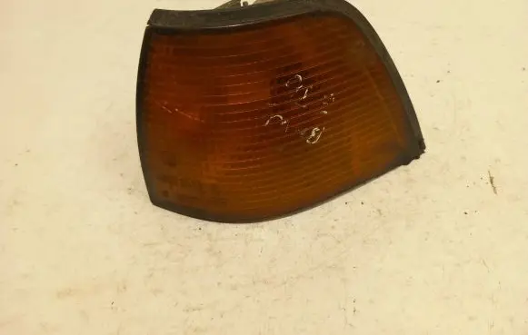 BMW 3 E36 Front indicator light 1387043