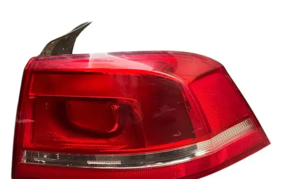 Volkswagen PASSAT B7 Rear/tail lights 3AE945096F 90004874