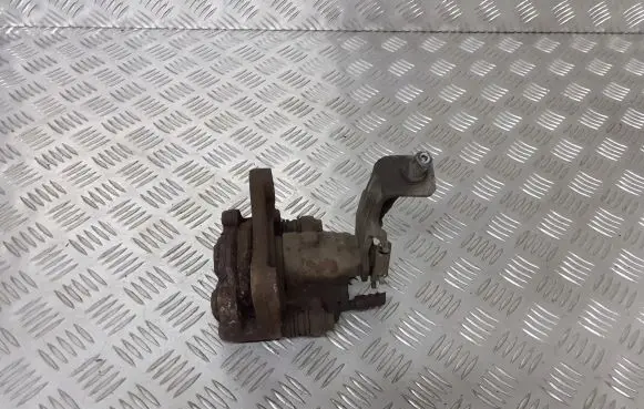 Nissan Almera N16 Rear brake caliper