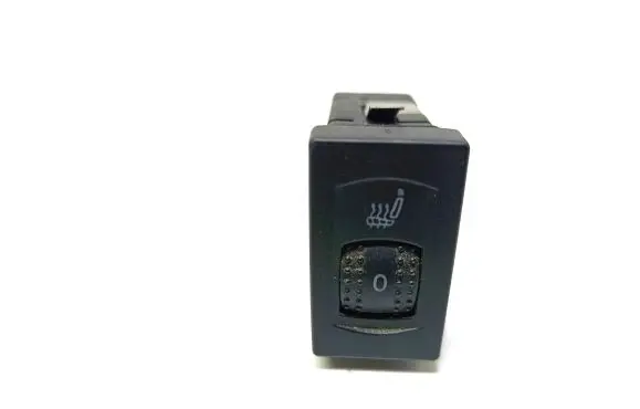 Volkswagen PASSAT B5.5 Seat heating switch 3B0963563C