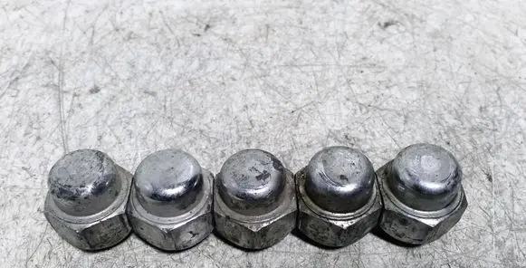 Nuts/bolts