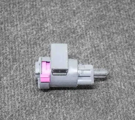 Audi Q5 SQ5 Brake pedal sensor switch 4F0945459B