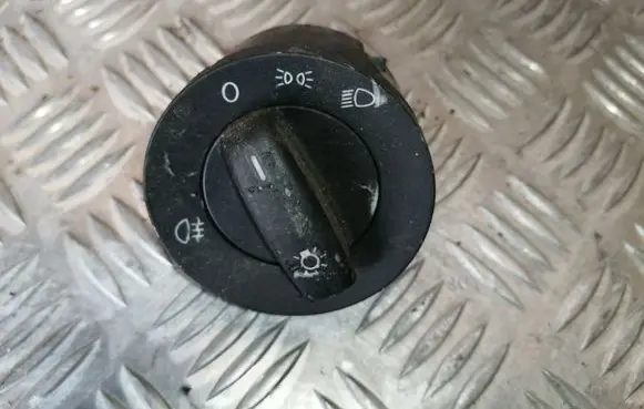 Volkswagen PASSAT B6 Light switch 1K0941431B