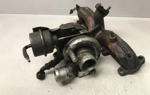 Ford Galaxy Turbo 038253016L KP39A0006