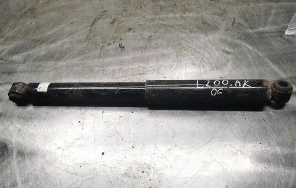 Mitsubishi L200 Rear shock absorber/damper