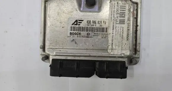 Ford Galaxy Engine control unit/module 038906019FA YM2112A650KB 1039S00471