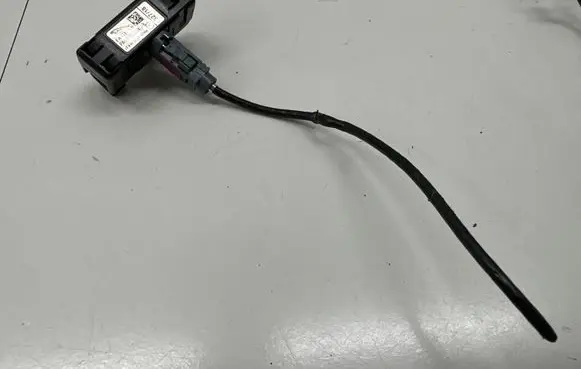 Land Rover Discovery 5 Other devices FW9319C024AB