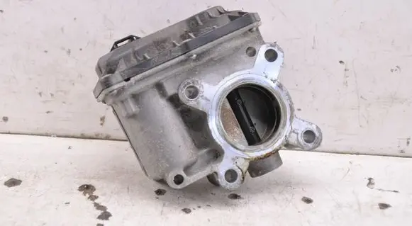 Renault Captur Throttle valve 161206038R H8201171233
