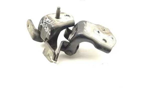 Ford Ranger Front door upper hinge 