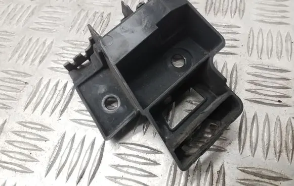 Volkswagen Golf VI Rear bumper mounting bracket 5K6807394A