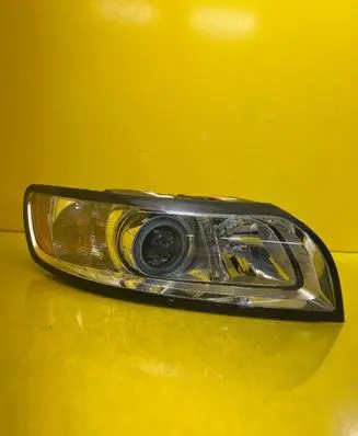 Volvo S40 Headlight/headlamp 31299588