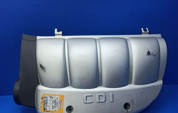 Mercedes-Benz C W203 Engine cover (trim) A6110101167