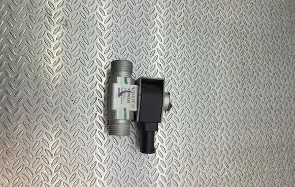 Polestar 2 Air conditioning (A/C) pressure sensor 31699138