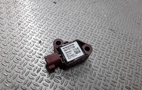 Volvo V50 Airbag deployment crash/impact sensor 30737138
