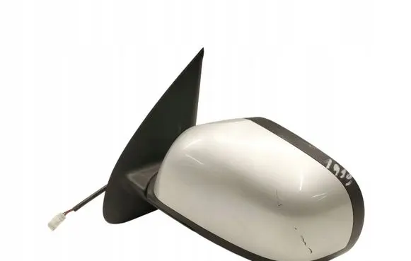 Nissan Micra Front door electric wing mirror 