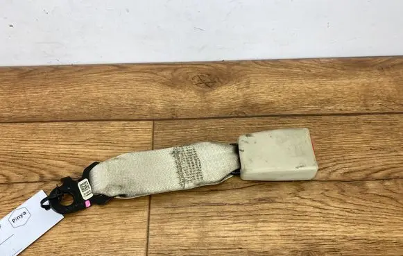 Cadillac Escalade IV Rear seatbelt buckle 23126378