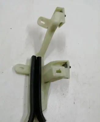 Opel Corsa F Front door windshield rail 9823206180