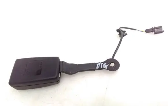 Seat Alhambra (Mk2) Rear seatbelt buckle 7N0858491