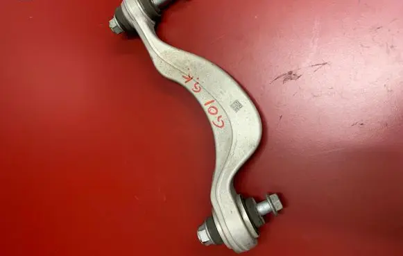 Rear control arm