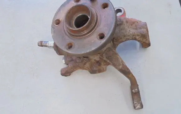Volkswagen Transporter - Caravelle T4 Front wheel hub spindle knuckle 701311DE