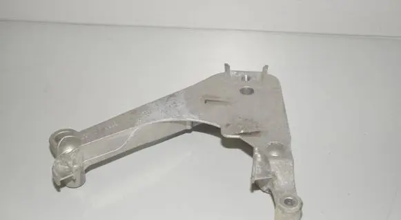 BMW i3 Engine mounting bracket 6878935 22116878935 6793377