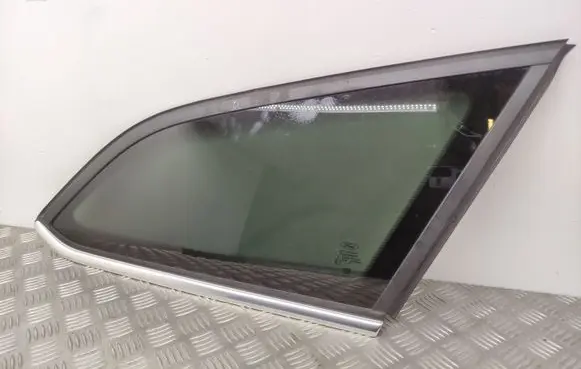 Ford Focus Rear side window