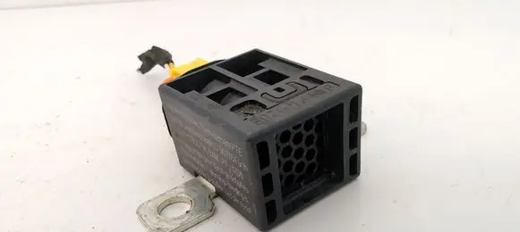 Audi Q7 4L Battery relay fuse 4F0915519