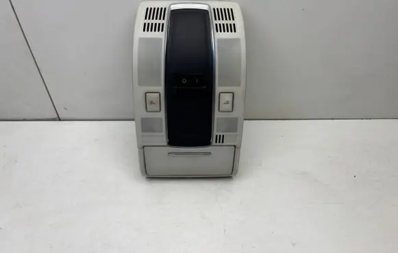 Audi A6 S6 C6 4F Front seat light 4F0947135J 4F1035711A
