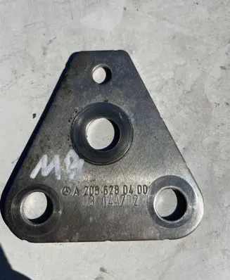 Mercedes-Benz C W205 Steering rack mounting bracket A2056280400