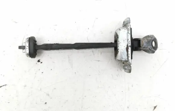 Opel Antara Front door check strap stopper
