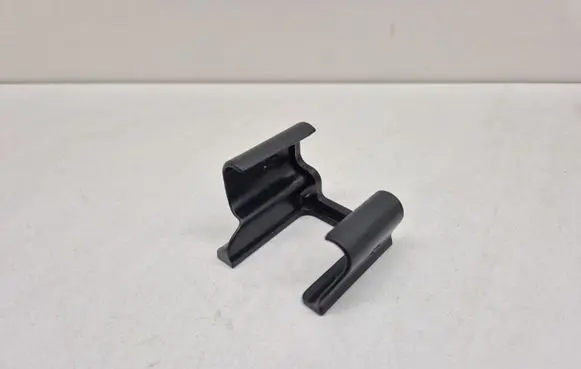 Hyundai Kona I Front passenger seat rail trim 88203AD520