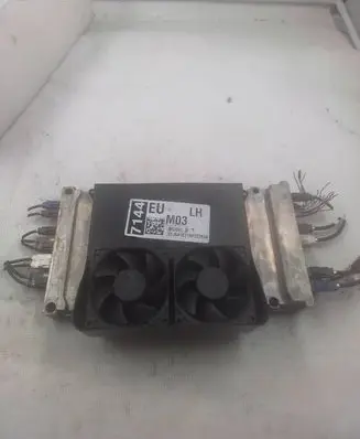 Tesla Model S Other devices 112580000B SA17J0020043