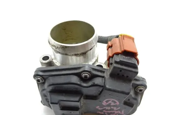 Ford Focus Throttle body valve 50989002