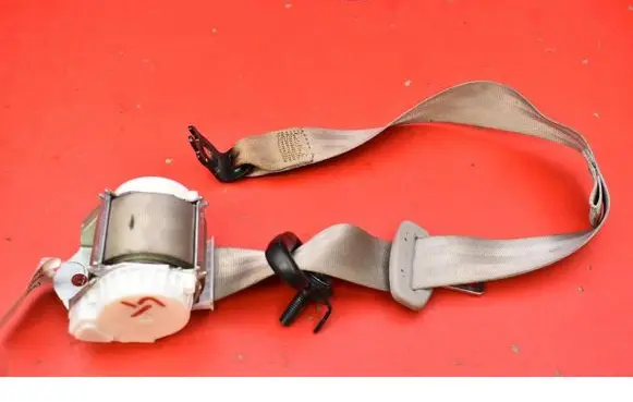 Ford Grand C-MAX Front seatbelt DM51R611B68AE