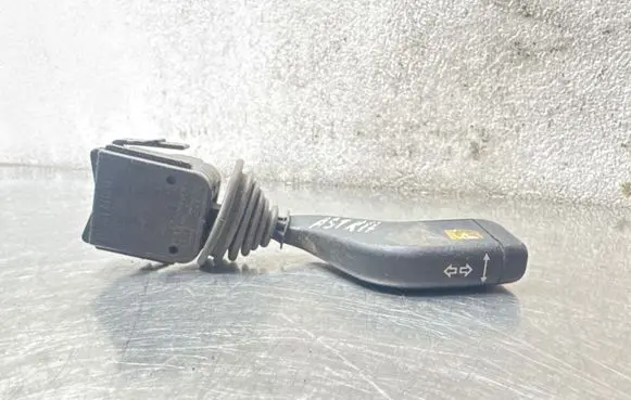 Opel Astra H Indicator stalk 12263700 90560931 90560990