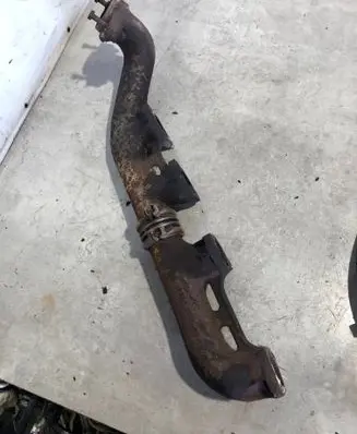 Mercedes-Benz 380 560SEC C126 Exhaust manifold 1171423702