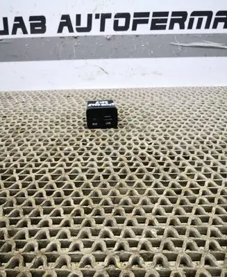 KIA Sportage AUX in-socket connector 961103W700