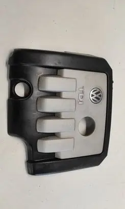 Volkswagen Touran I Engine cover (trim) 03G103925