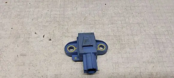 Skoda Octavia Mk2 (1Z) Airbag deployment crash/impact sensor 1K0955557