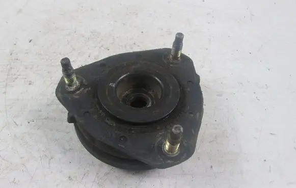 Ford Focus Front coil spring rubber mount 