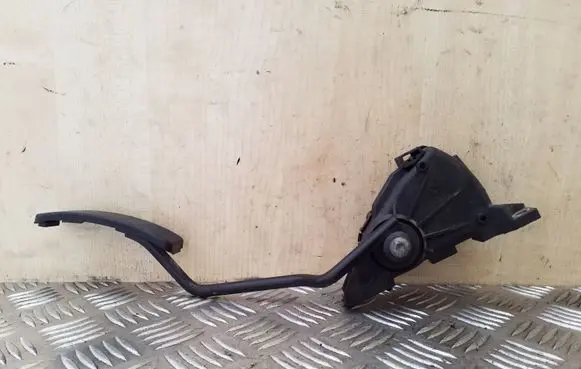Volvo S40, V40 Accelerator throttle pedal 30865642 M865642