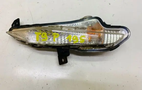 Peugeot 308 Front indicator light 