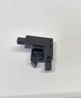 Volkswagen Golf IV Handbrake/parking brake lever assembly 1J0947561