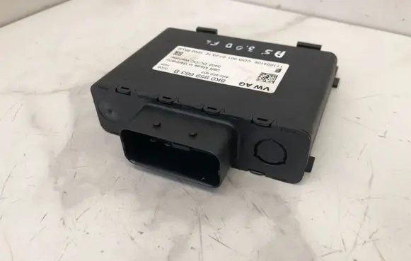 Audi A5 Sportback 8TA Voltage converter/converter module 8K0959663B 111004109 8K0959663