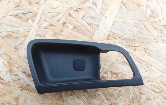 Hyundai i30 Front door handle cover 826212L000